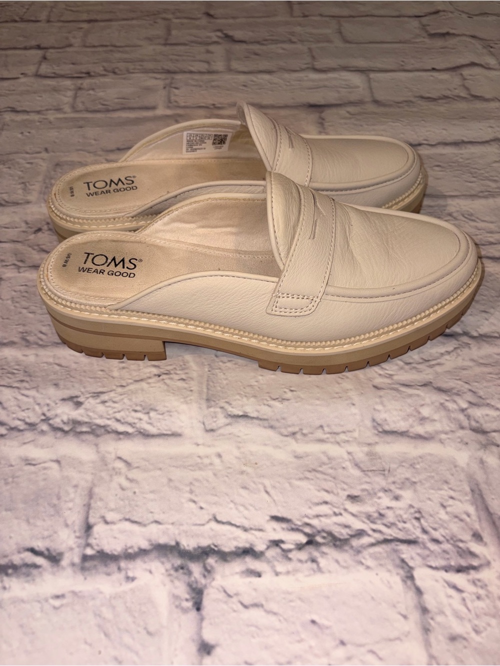 TOMS Cara Lug Sole Mule Loafers. OFF WHITE SIZE 8